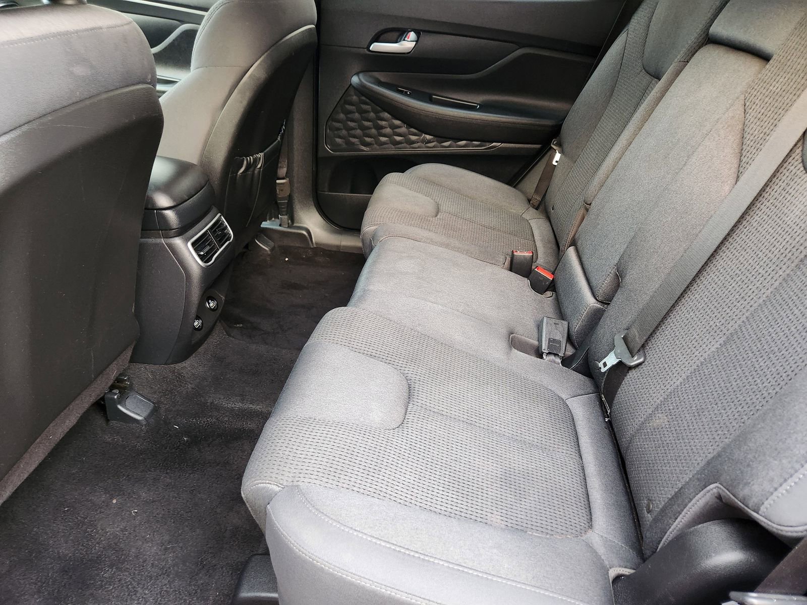 Used 2023 Hyundai Santa Fe SEL image 36