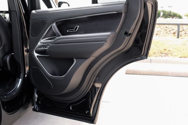 New 2026 Land Rover Range Rover SE AWD/4WD image 54