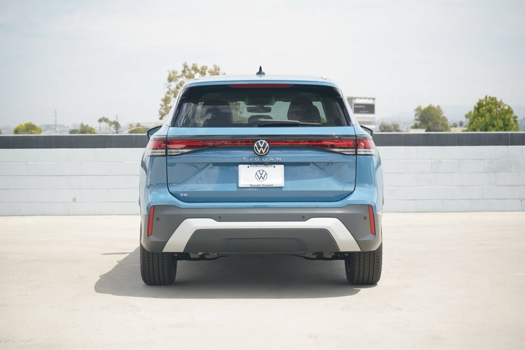 New 2026 Volkswagen Tiguan SE FWD image 4