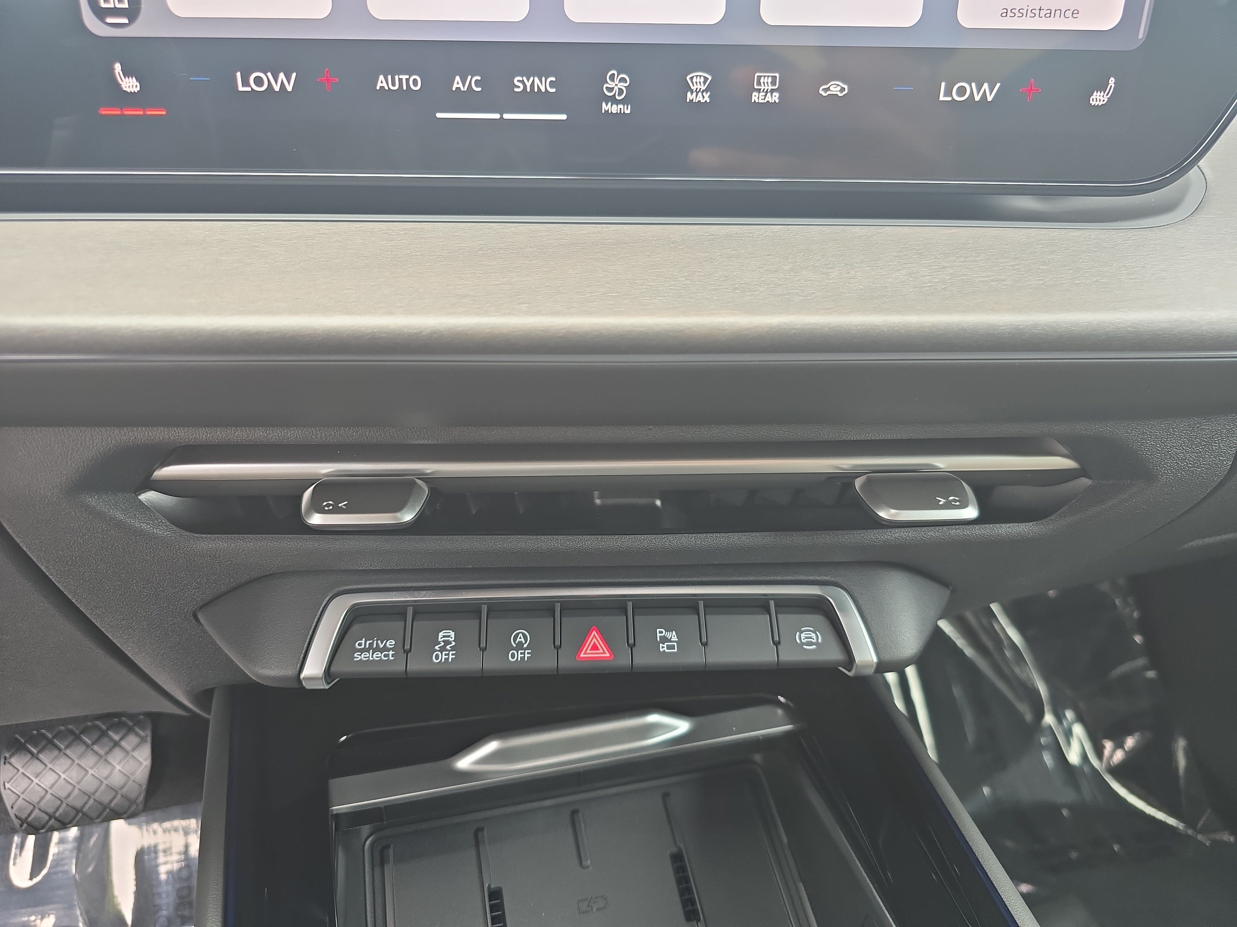 New 2026 Audi Q3 quattro 2.0T AWD/4WD image 18