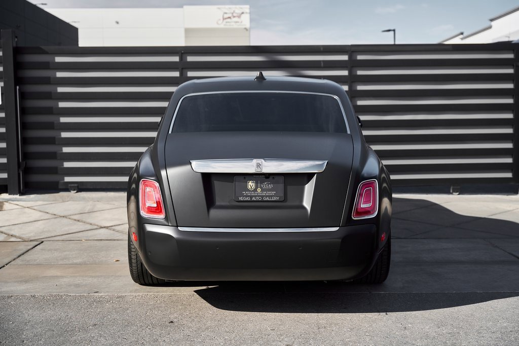 Used 2025 Rolls-Royce Phantom image 16