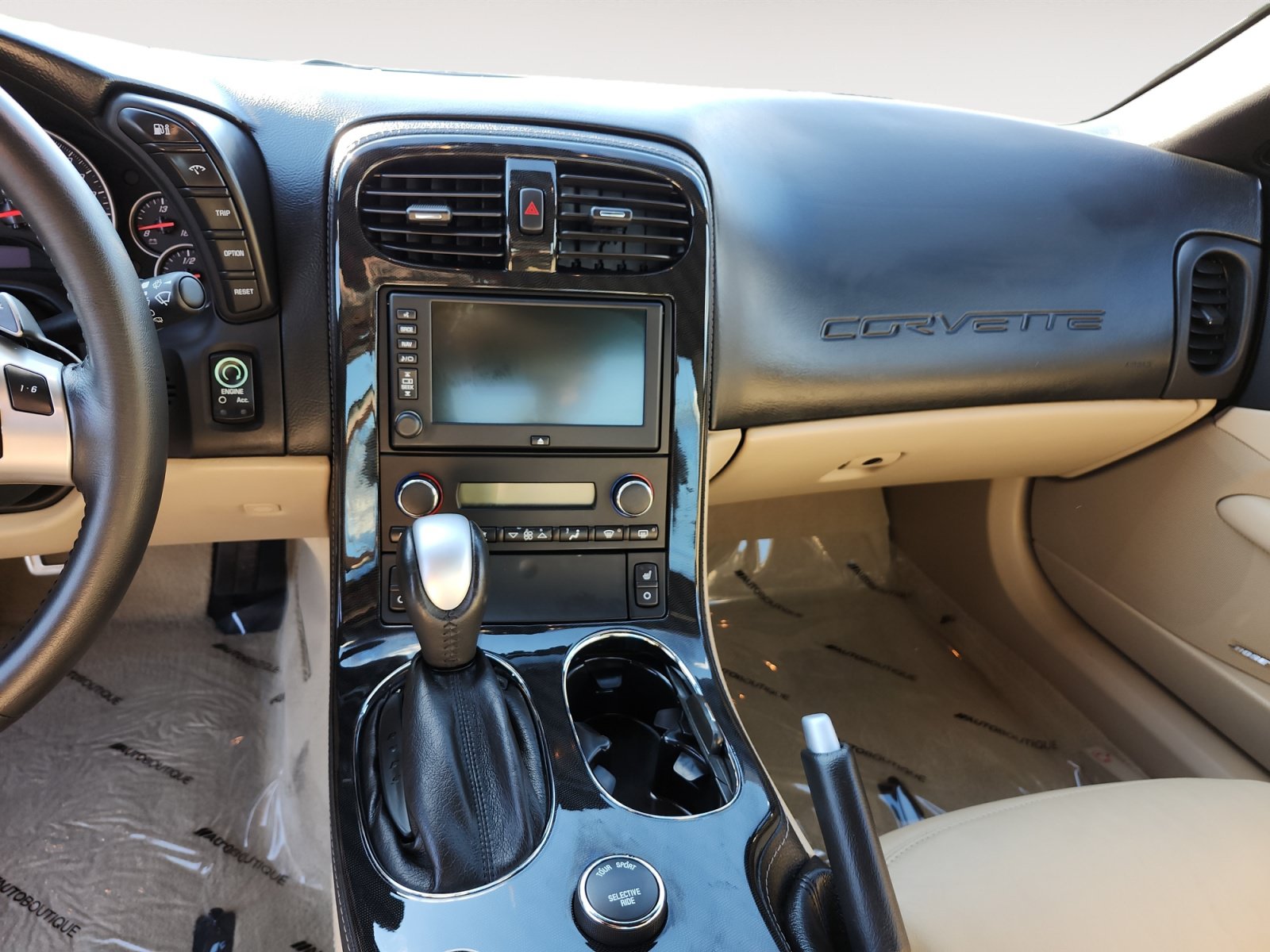Used 2011 Chevrolet Corvette Grand Sport w/ Preferred Equipment Group RWD image 11