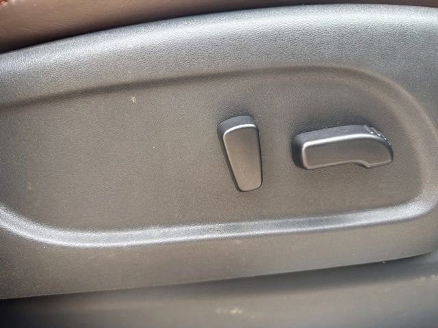 Used 2016 Nissan Titan Platinum Reserve image 21