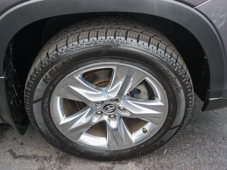 Used 2019 Toyota Highlander Limited AWD/4WD image 10