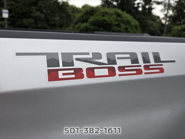 Used 2019 Chevrolet Silverado 1500 LT Trail Boss AWD/4WD image 13
