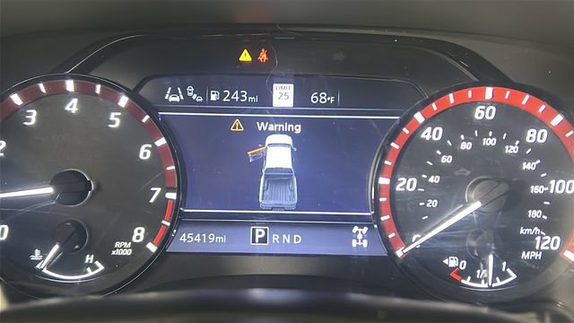 Used 2022 Nissan Frontier PRO-4X w/ Pro-4X Premium Package AWD/4WD image 16
