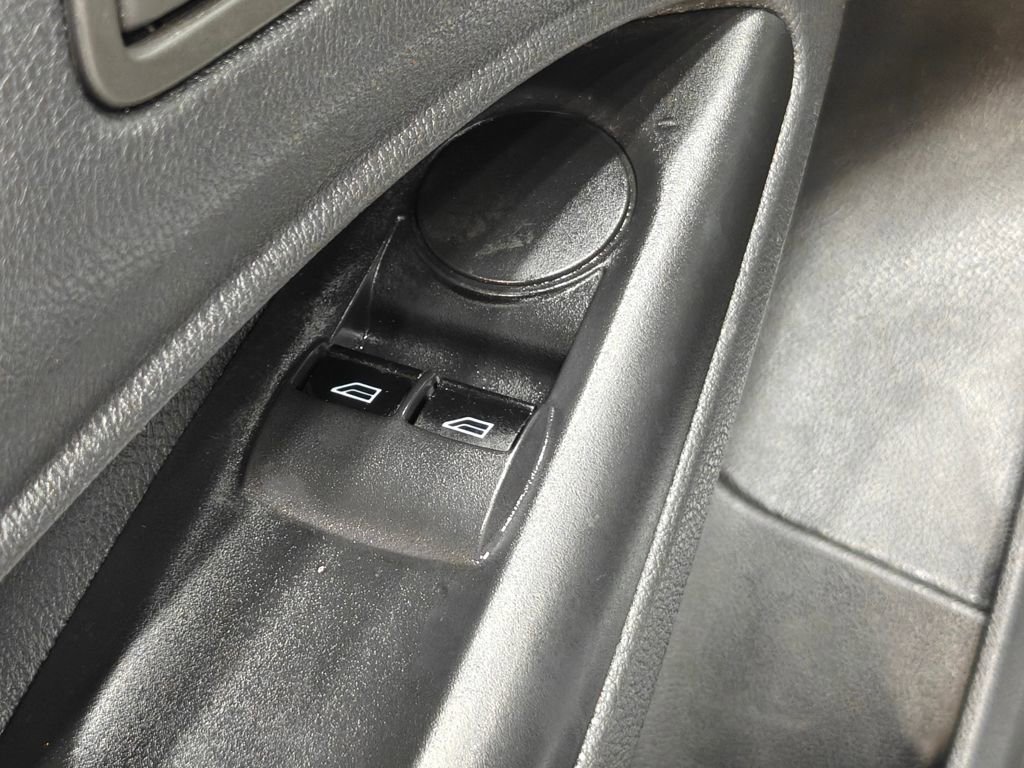 Used 2016 Ford Transit Connect XL FWD image 29