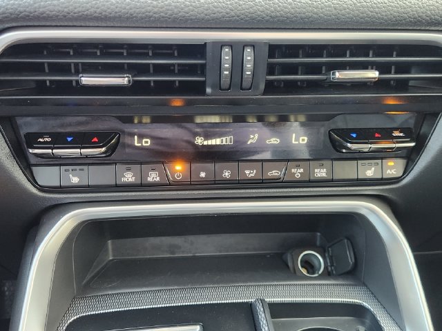 Used 2024 MAZDA CX-90 Plug-In Hybrid w/ Preferred AWD/4WD image 22