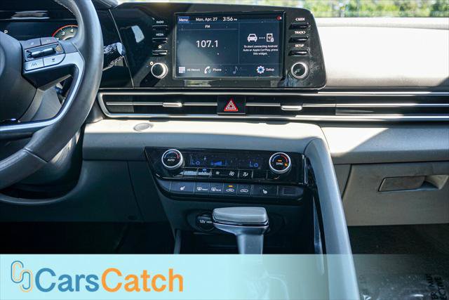 Used 2022 Hyundai Elantra SEL w/ Convenience Package FWD image 21