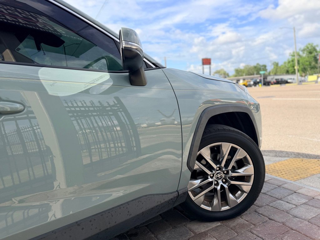 Used 2021 Toyota RAV4 XLE Premium FWD image 2
