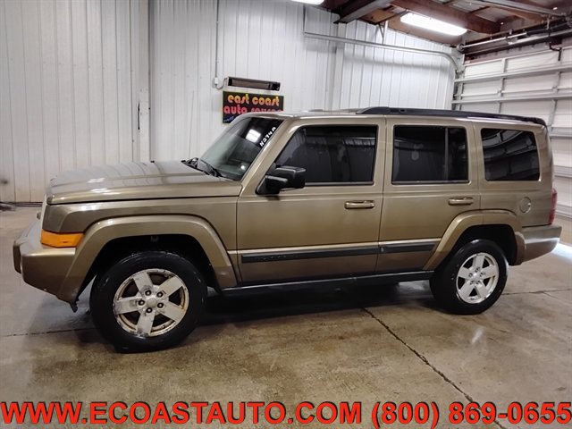 Used 2008 Jeep Commander Sport image 5