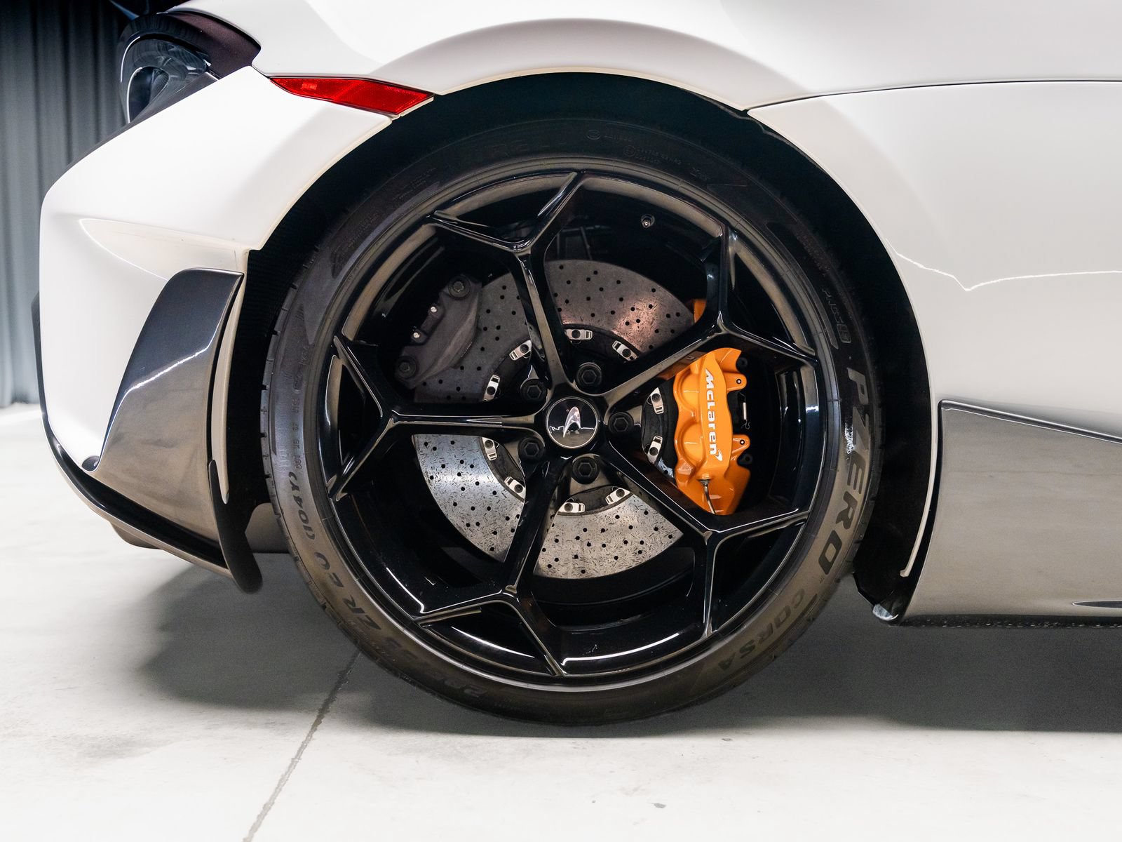 Used 2019 McLaren 600LT RWD image 39