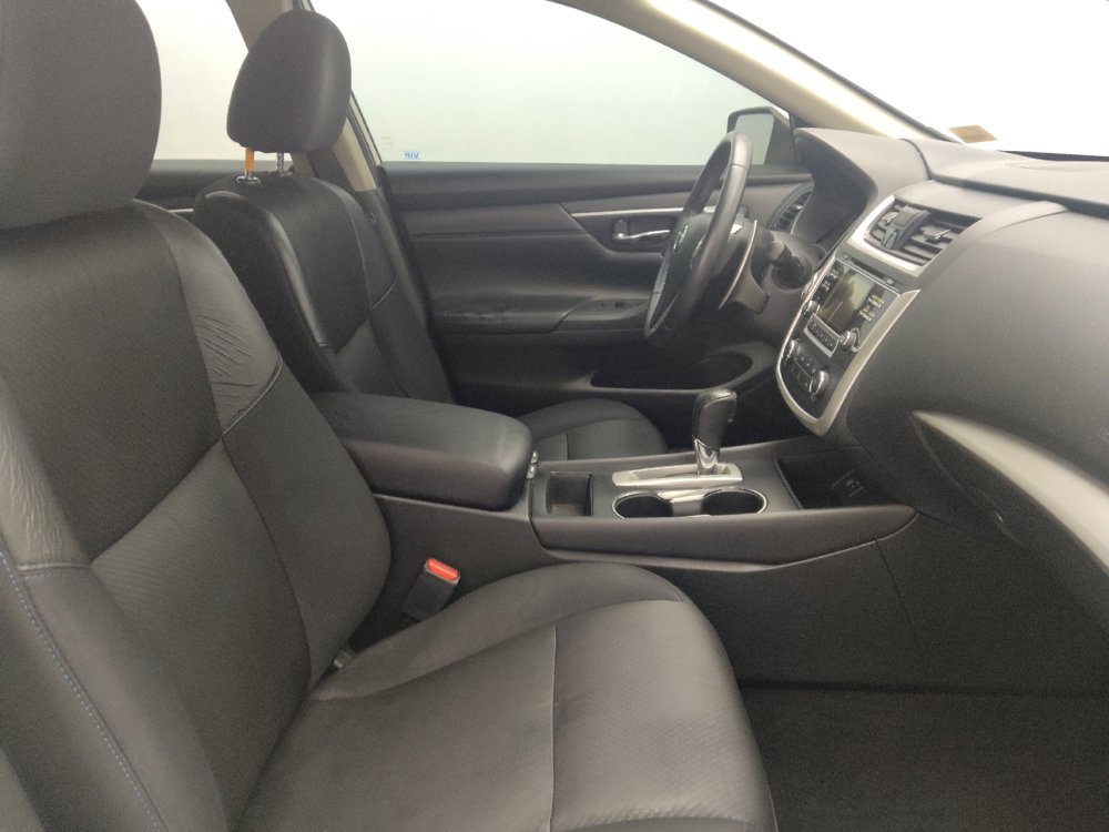 Used 2017 Nissan Altima 2.5 SR FWD image 21