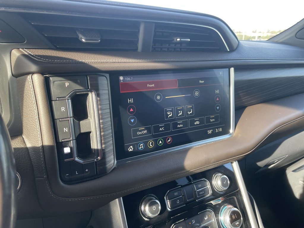 Used 2021 GMC Yukon Denali w/ Denali Ultimate Package image 16