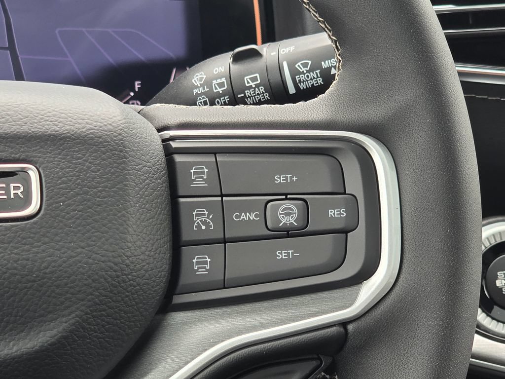 New 2026 Jeep Grand Wagoneer L Limited AWD/4WD image 19