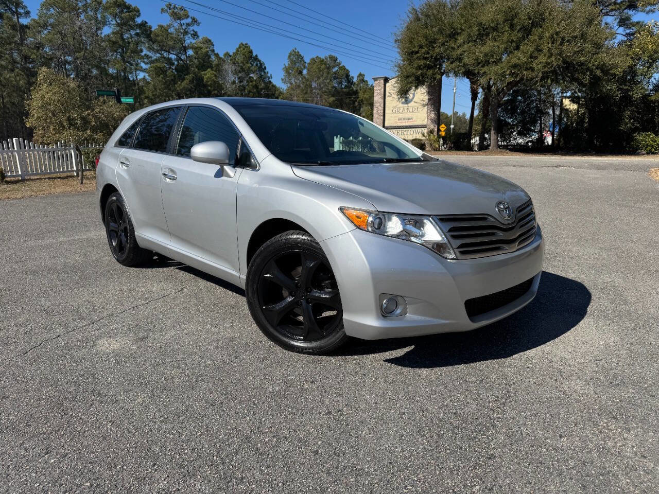 Used 2011 Toyota Venza w/ Convenience Pkg FWD image 8