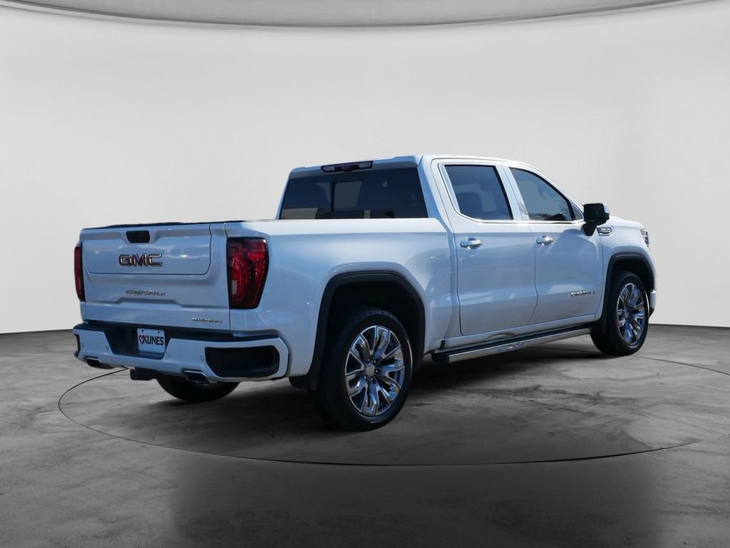 Used 2023 GMC Sierra 1500 Denali w/ Denali Reserve Package AWD/4WD image 9