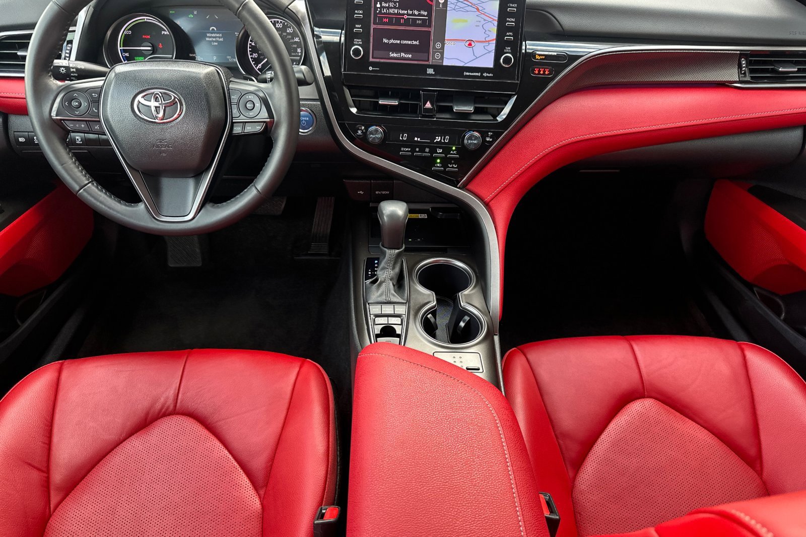 Used 2024 Toyota Camry XSE image 13