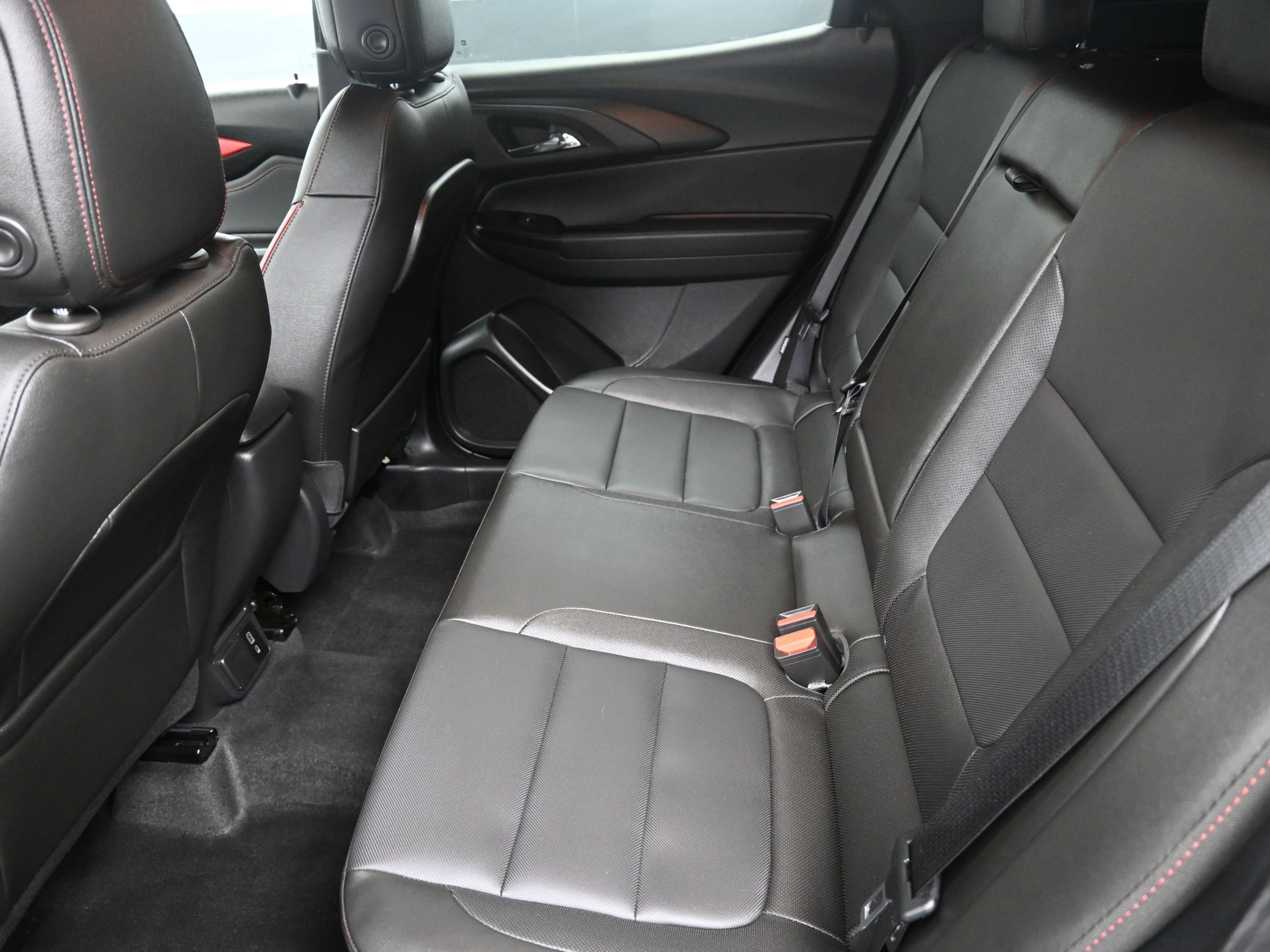 Used 2024 Chevrolet TrailBlazer RS w/ Convenience Package image 24