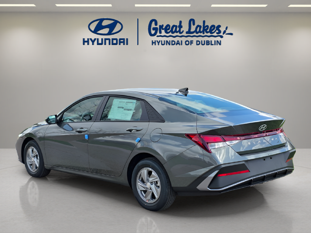 New 2026 Hyundai Elantra SE w/ Cargo Package FWD image 3