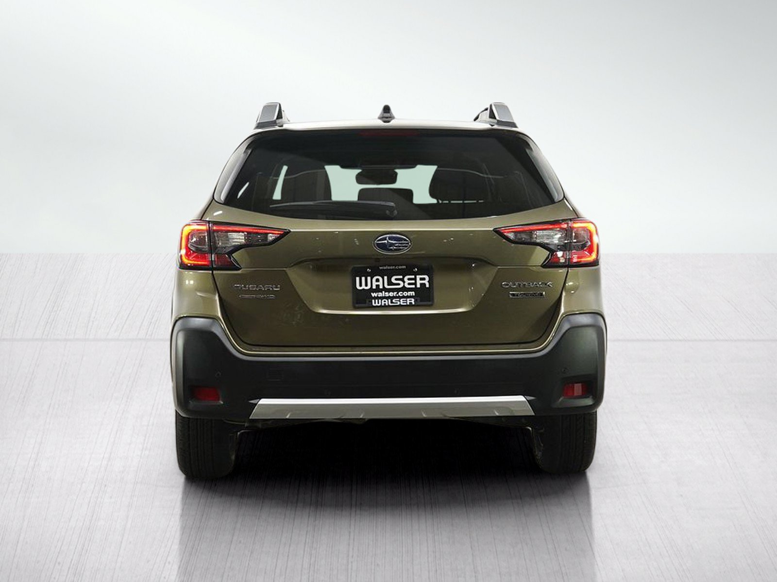 Used 2023 Subaru Outback Touring AWD/4WD image 4