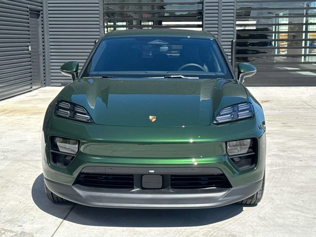 New 2026 Porsche Macan Electric image 6