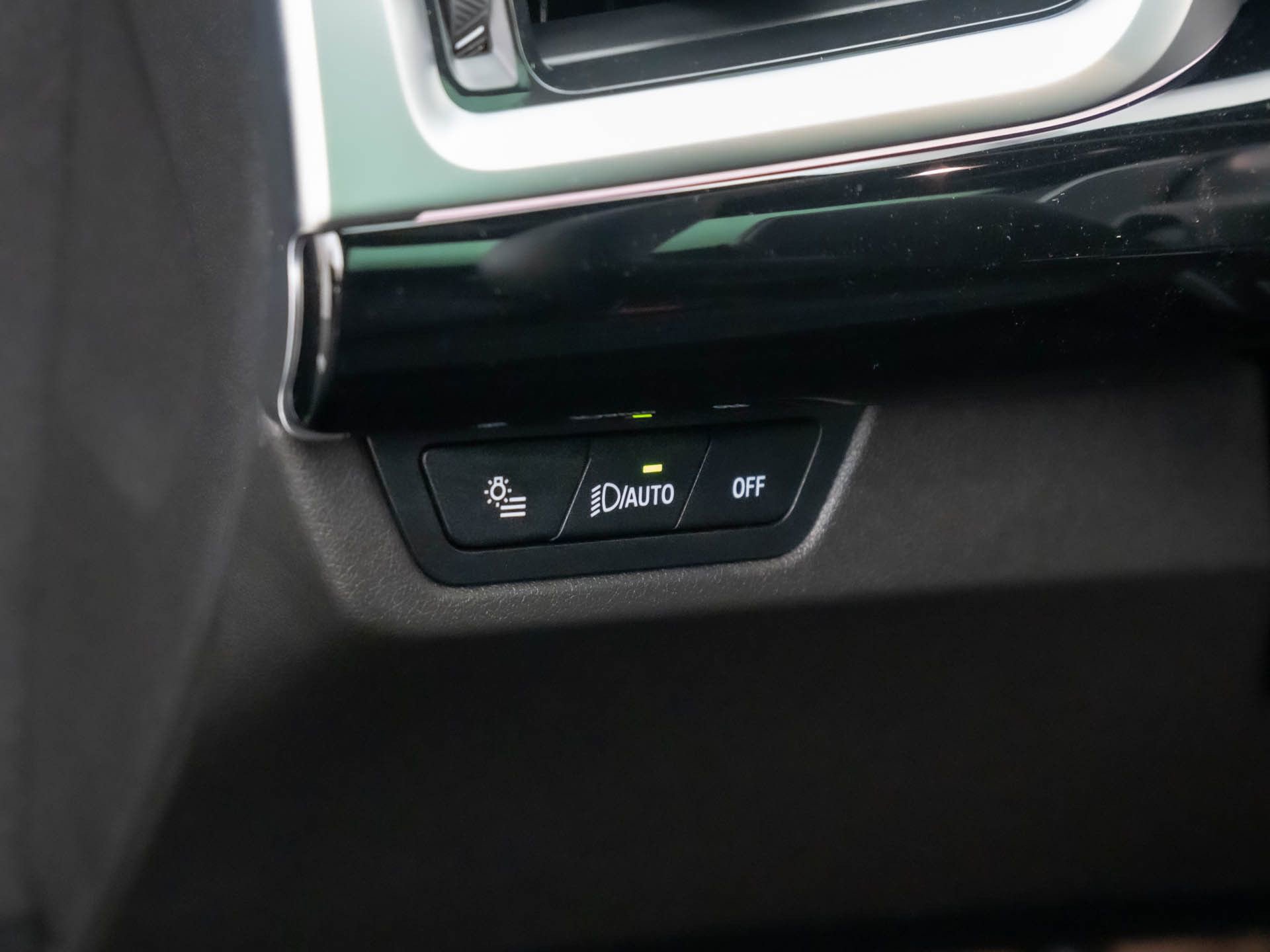 New 2026 BMW X2 xDrive28i w/ Technology Package image 19