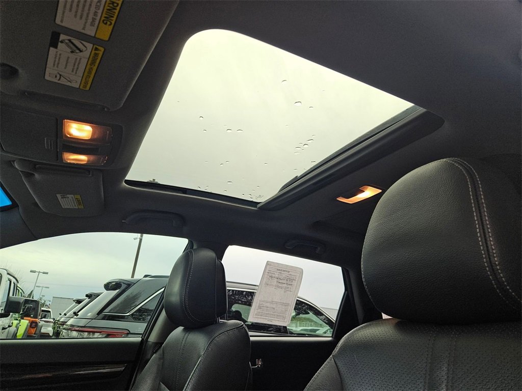 Used 2013 Kia Sorento SX w/ SX Premium Pkg image 32