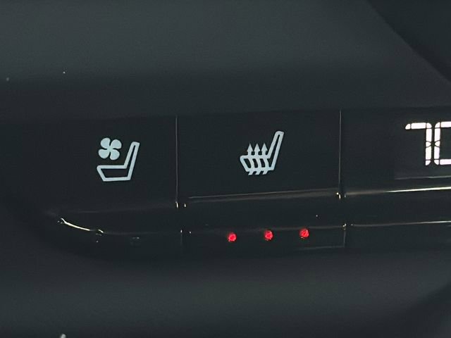 Used 2023 Chevrolet Camaro SS image 23