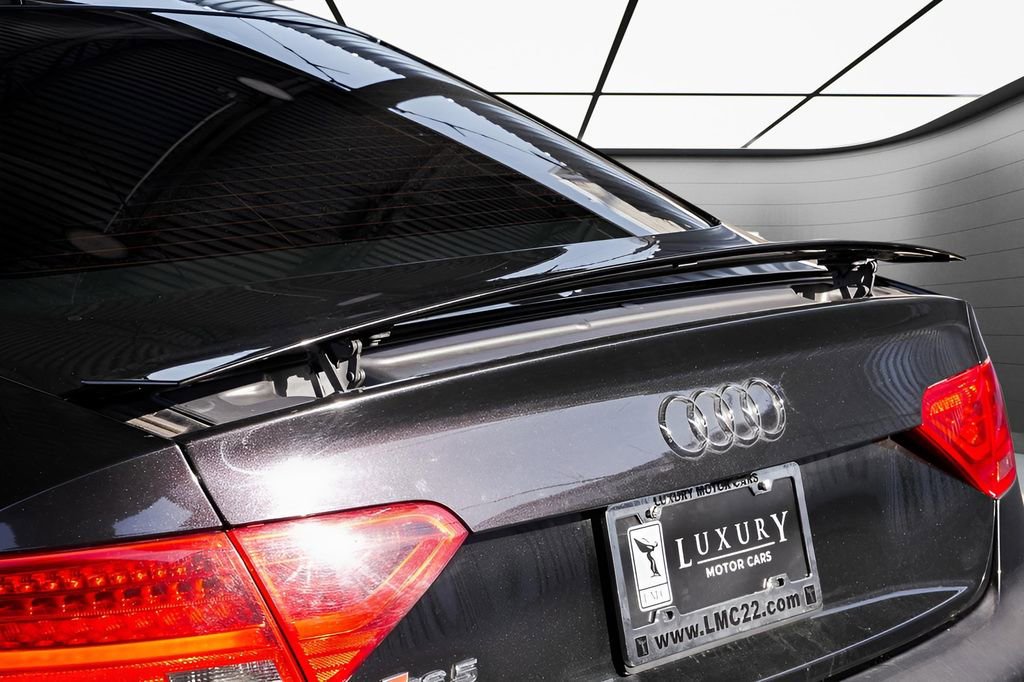 Used 2015 Audi RS 5 Coupe w/ Technology Package image 12