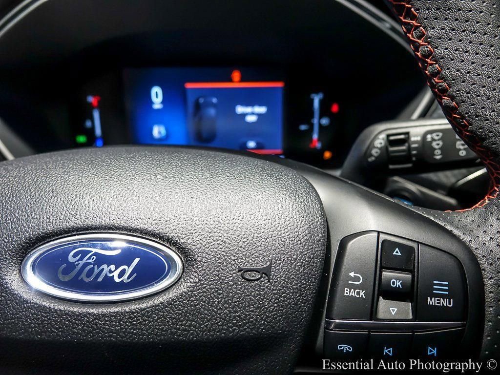 Used 2025 Ford Escape ST-Line Select image 18