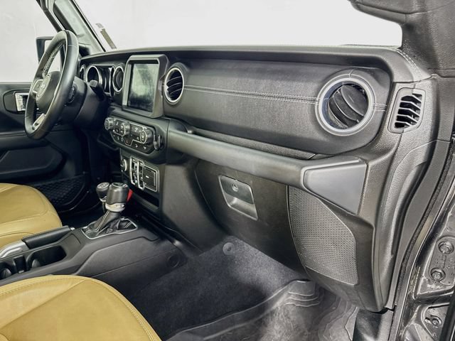 Used 2018 Jeep Wrangler Unlimited Sahara AWD/4WD image 30