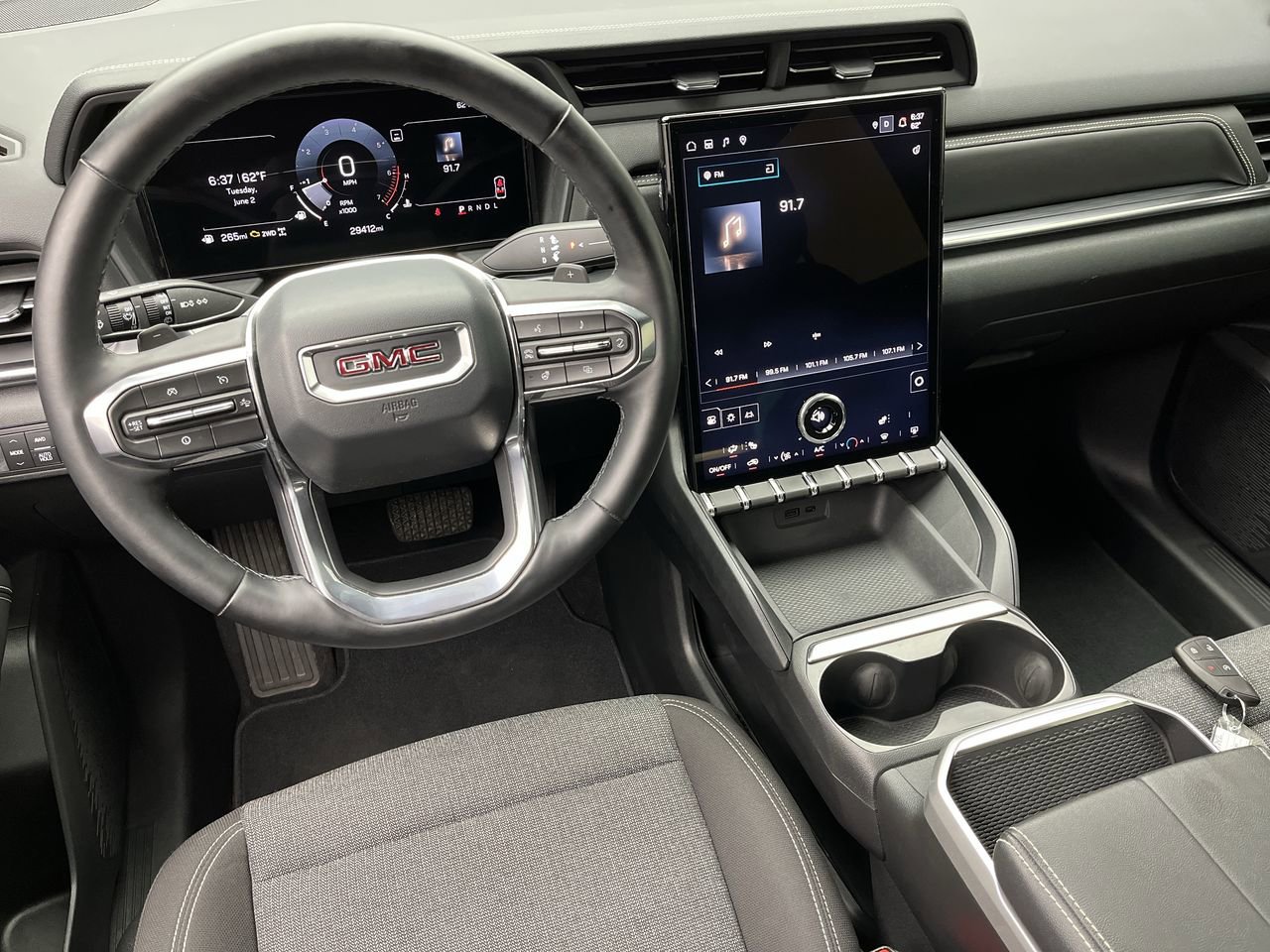 Certified 2025 GMC Terrain Elevation w/ Black Edition AWD/4WD image 12