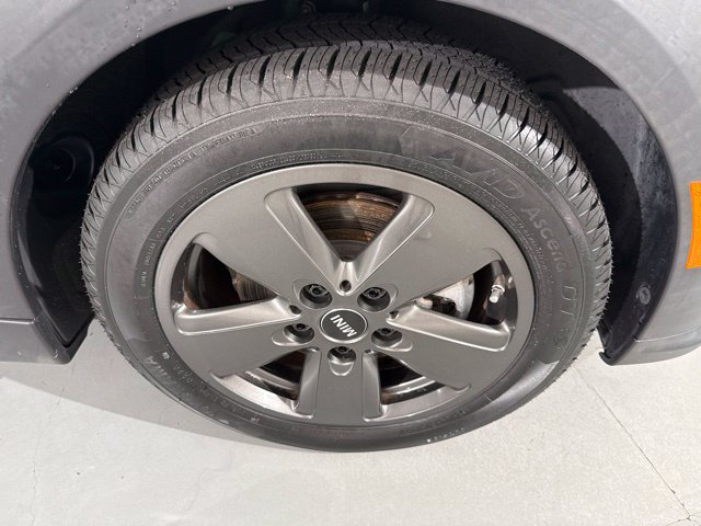 Used 2022 MINI Cooper 2-Door Hardtop FWD image 14