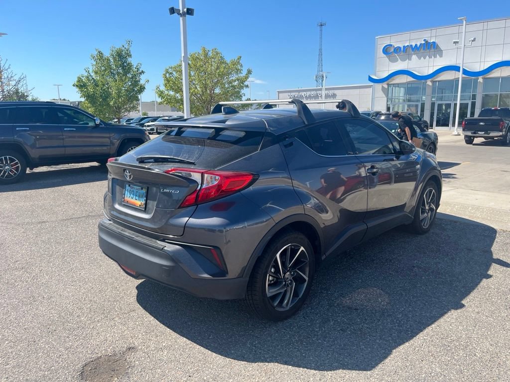 Used 2021 Toyota C-HR Limited FWD image 3