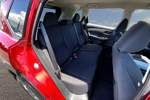 Certified 2026 Nissan Rogue S FWD image 24