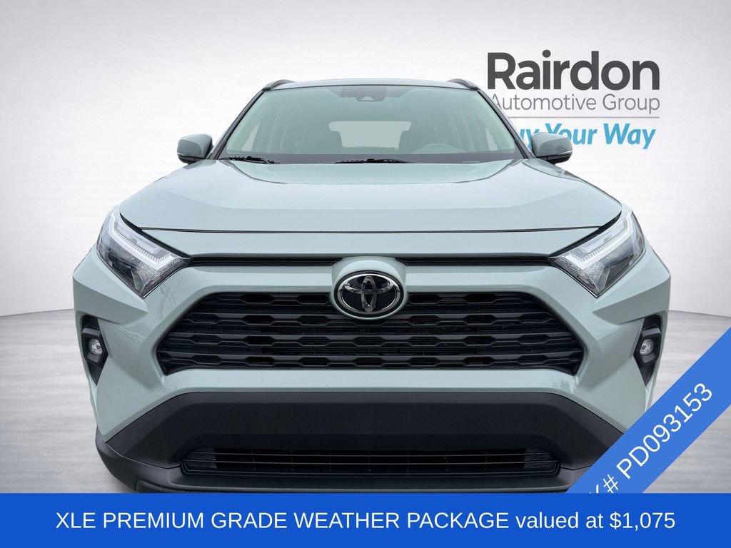 Used 2023 Toyota RAV4 XLE Premium image 2