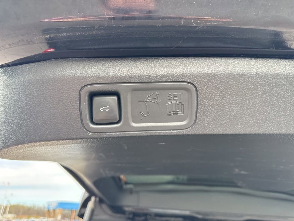 Used 2024 Ford Expedition Max XLT image 34