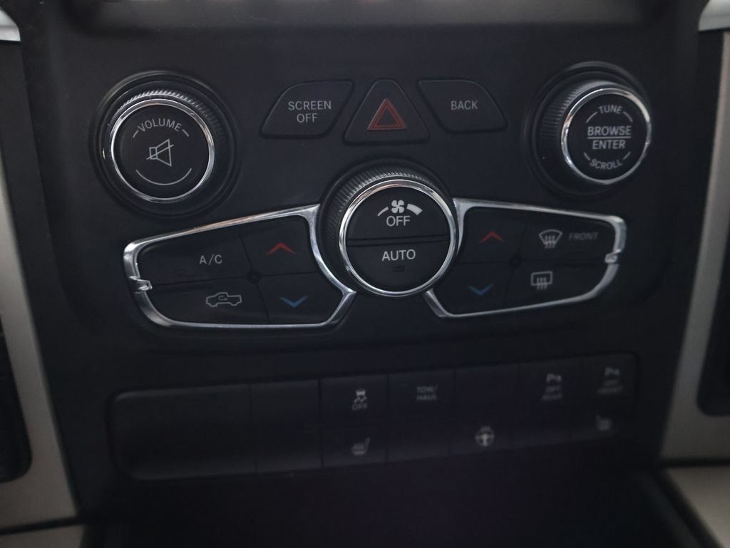 Used 2017 RAM 1500 Big Horn AWD/4WD image 26