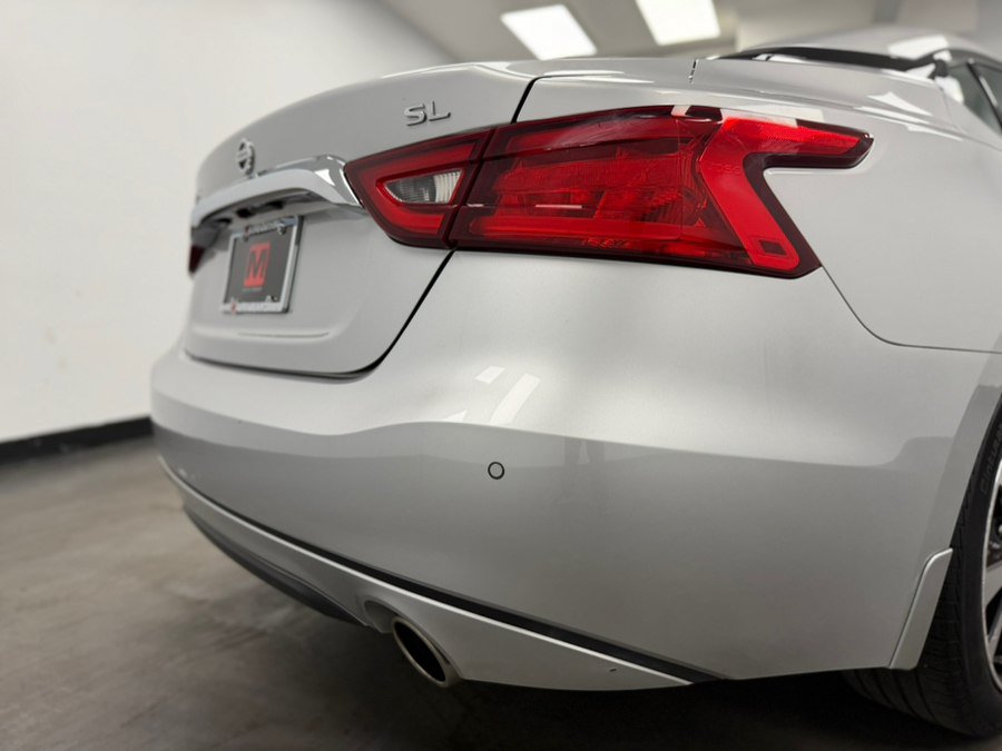 Used 2017 Nissan Maxima 3.5 SL FWD image 19