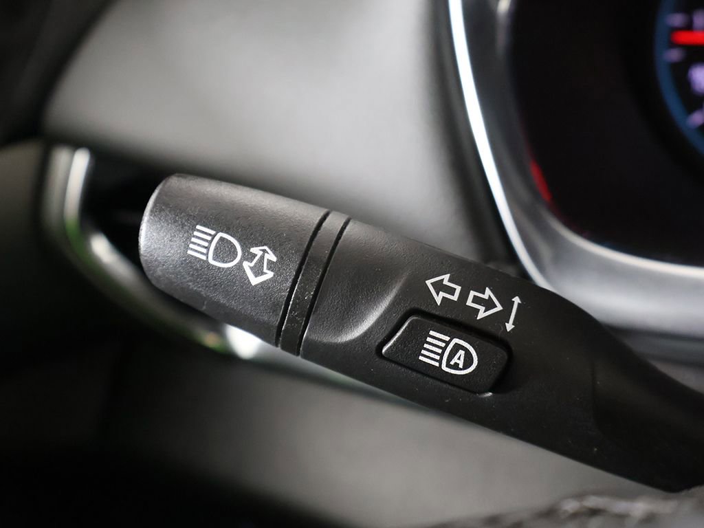 Used 2023 Chevrolet Traverse LT AWD/4WD image 43