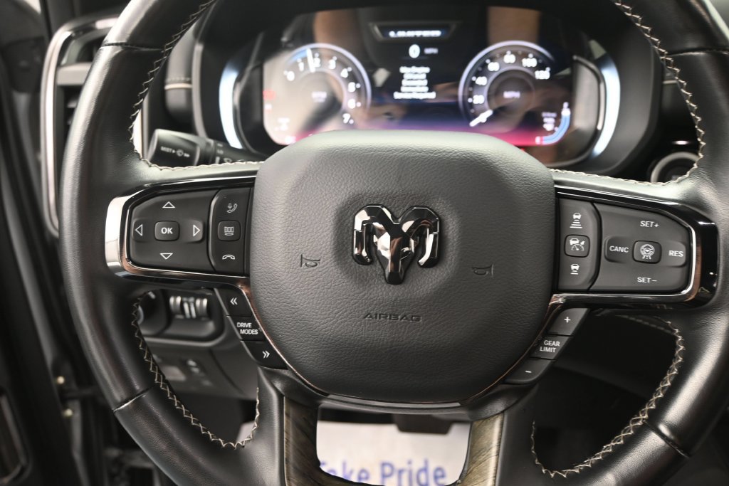 Used 2025 RAM 1500 Limited w/ Body Color Bumper Group AWD/4WD image 30