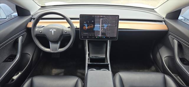 Used 2019 Tesla Model 3 Long Range RWD image 24