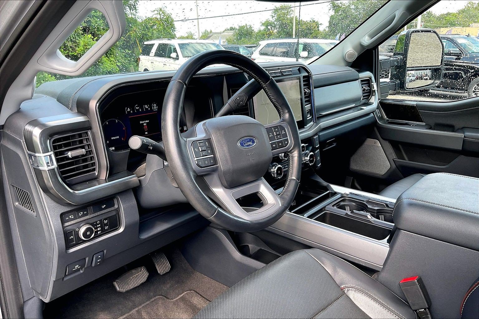 Used 2024 Ford F350 Lariat w/ Lariat Ultimate Package AWD/4WD image 14