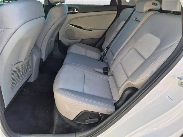 Used 2016 Hyundai Tucson SE FWD image 17