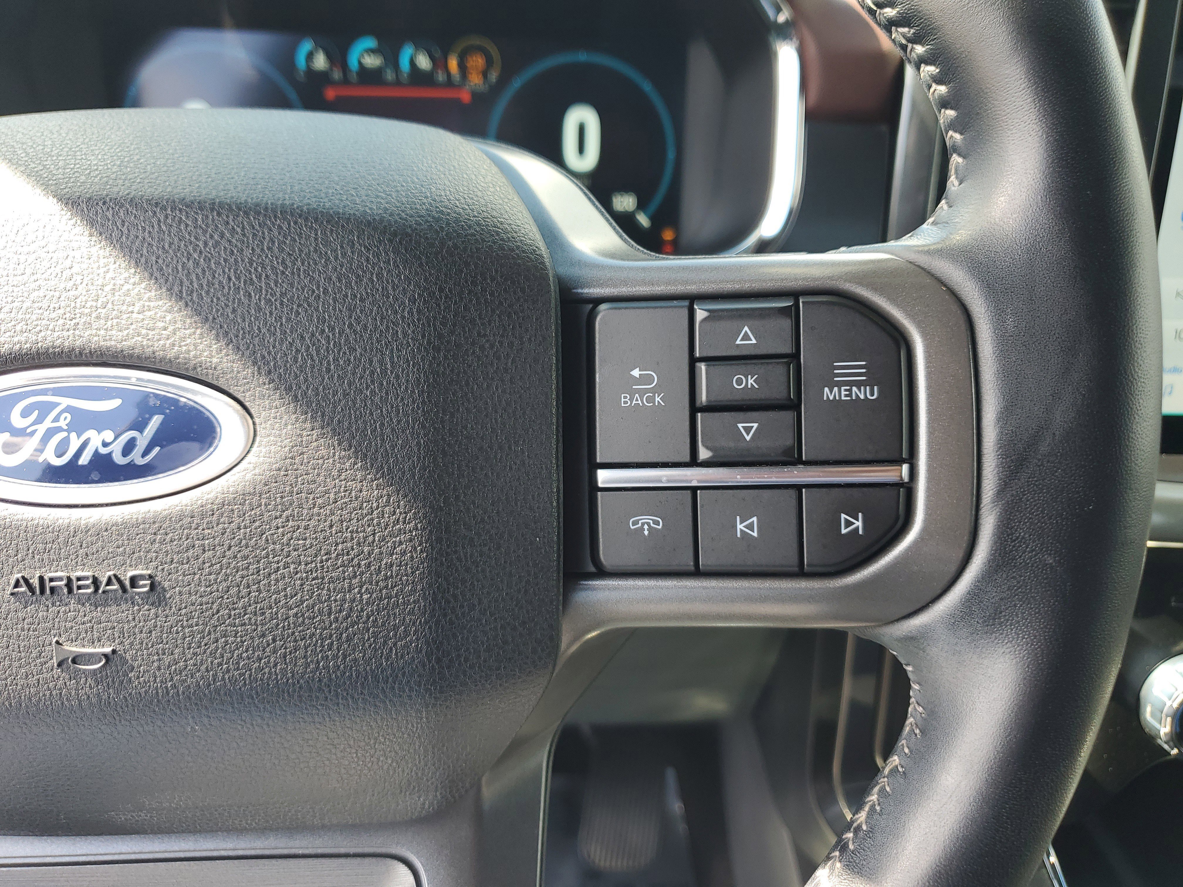 Used 2022 Ford F150 Lariat image 19