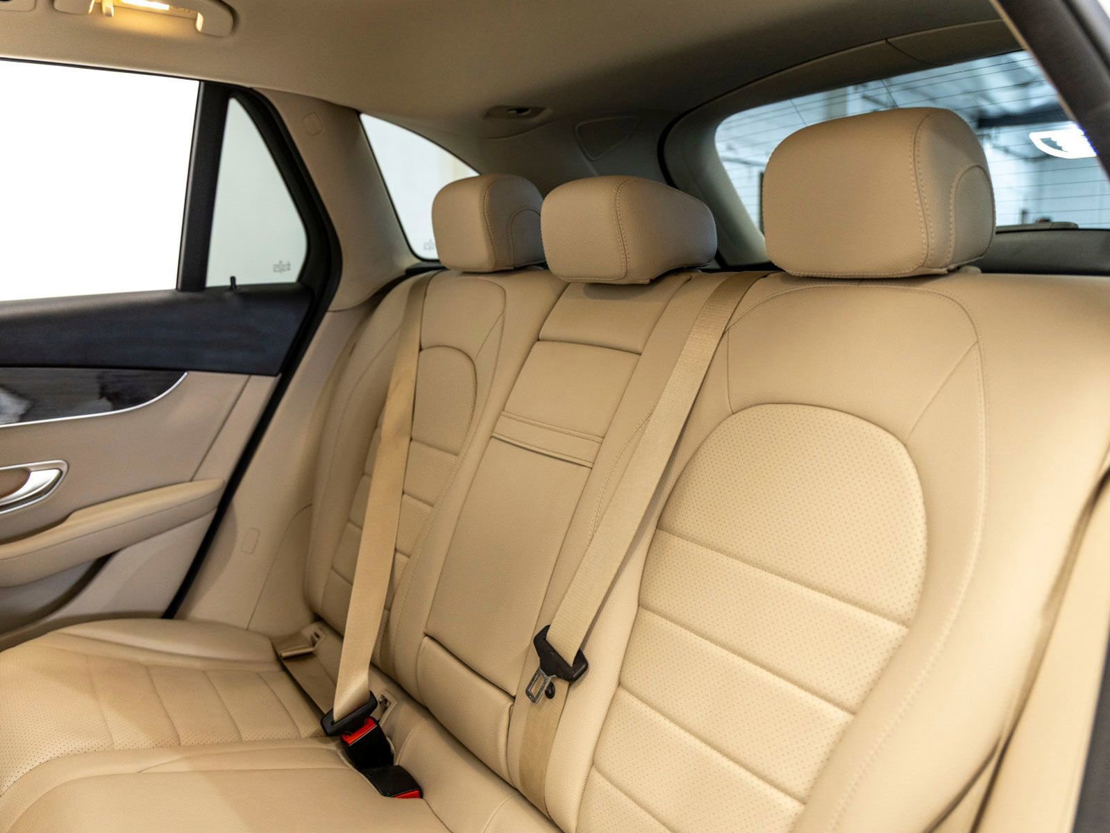 Used 2020 Mercedes-Benz GLC 300 4MATIC image 20