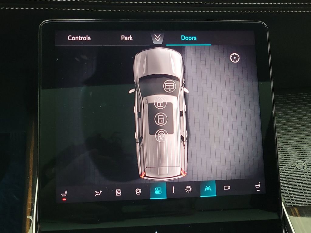 Certified 2025 Cadillac Escalade Premium Luxury w/ Touring Package image 18