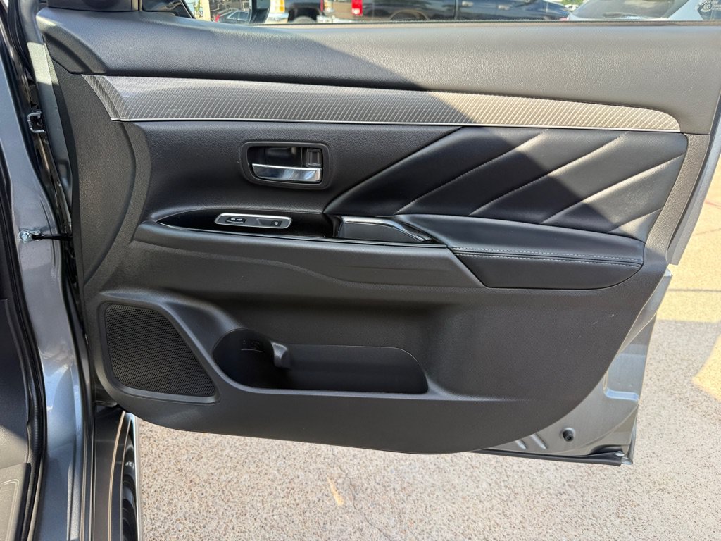 Used 2020 Mitsubishi Outlander GT AWD/4WD image 22