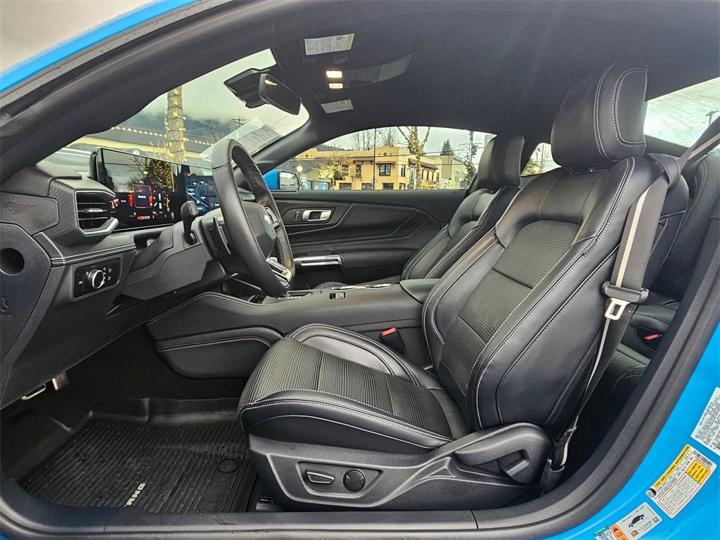 Used 2024 Ford Mustang GT Premium image 17